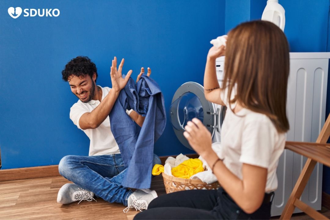 How Laundry Habits Accelerate or Slow Fabric Breakdown